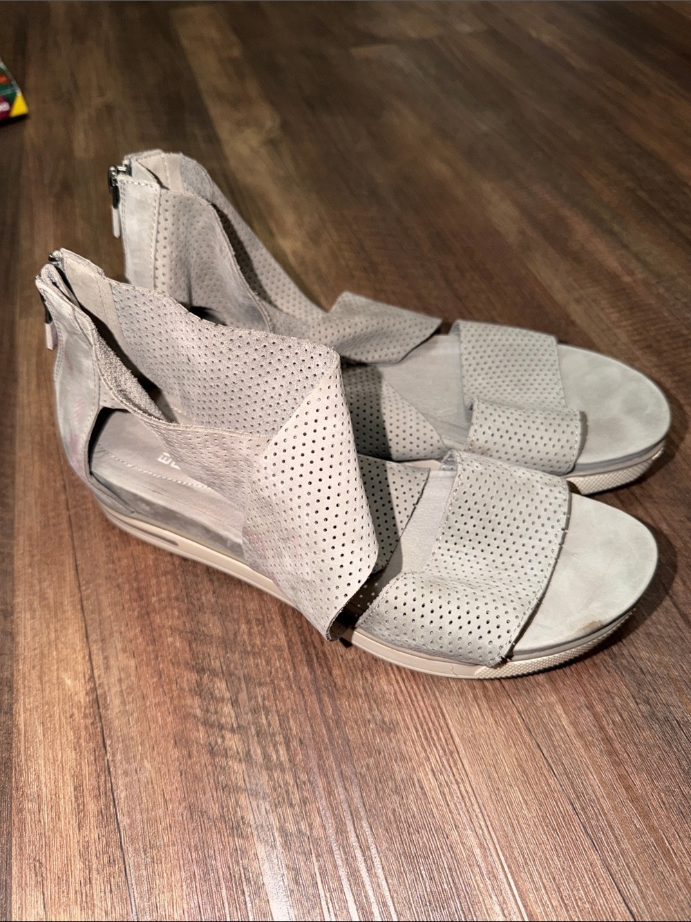 Eileen fisher SPORT SNEAKER SANDAL IN PERFORATED NUBUCK size 9